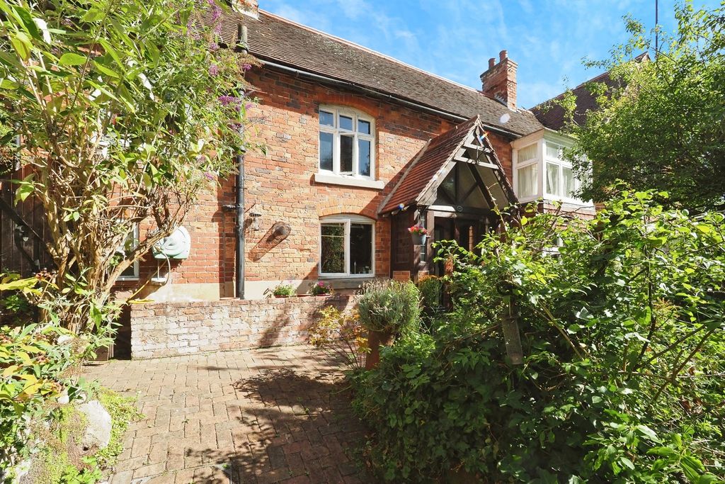 Property photo 3 of 21