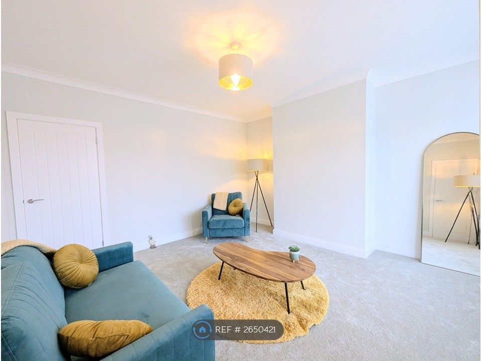 Property photo 3 of 28