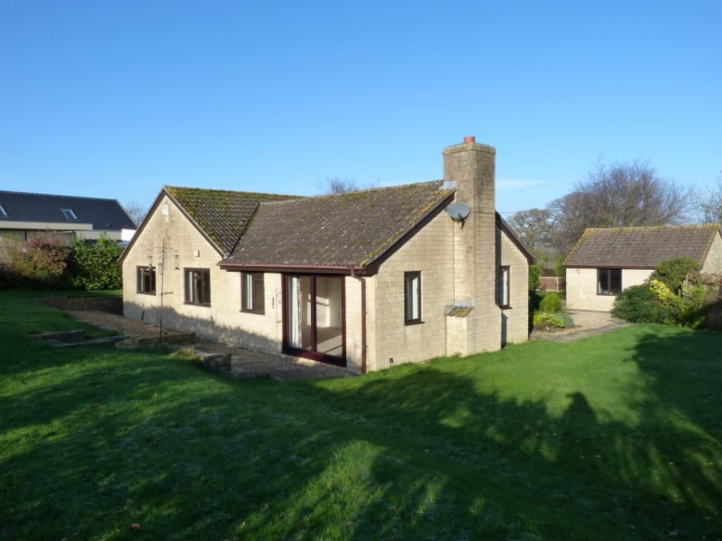 Property photo 1 of 11 Rear