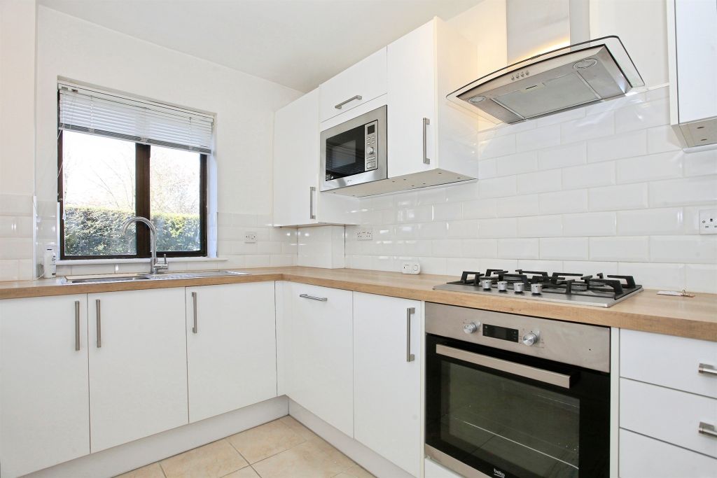 Property photo 2 of 20