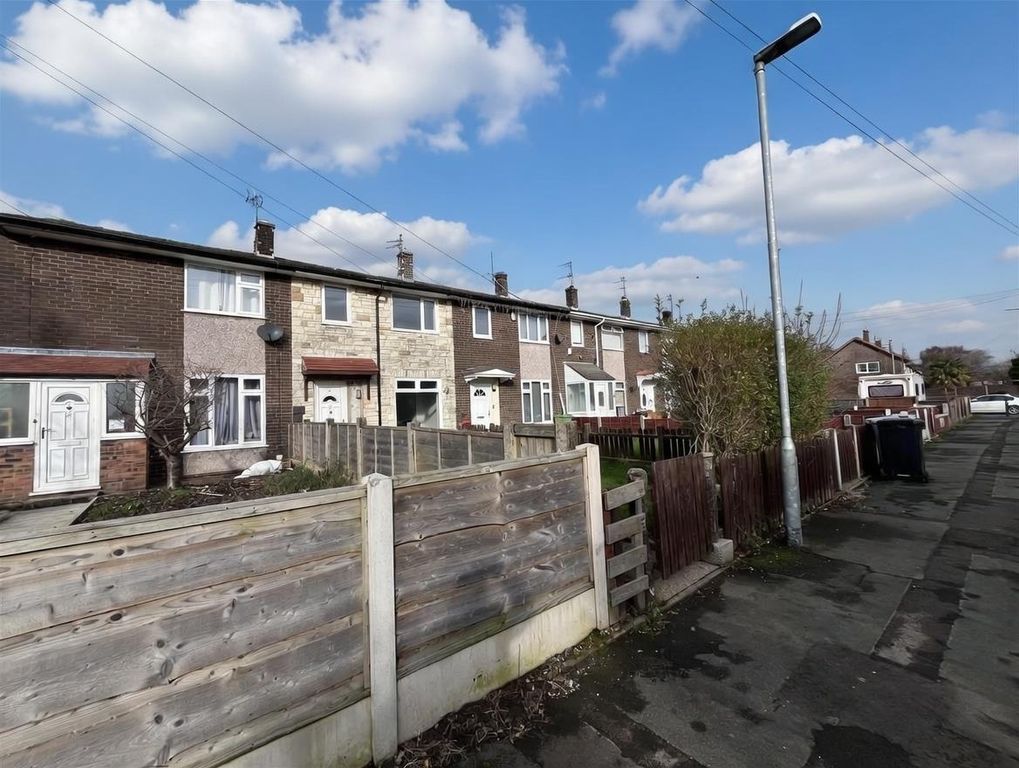 Property photo 1 of 11 E