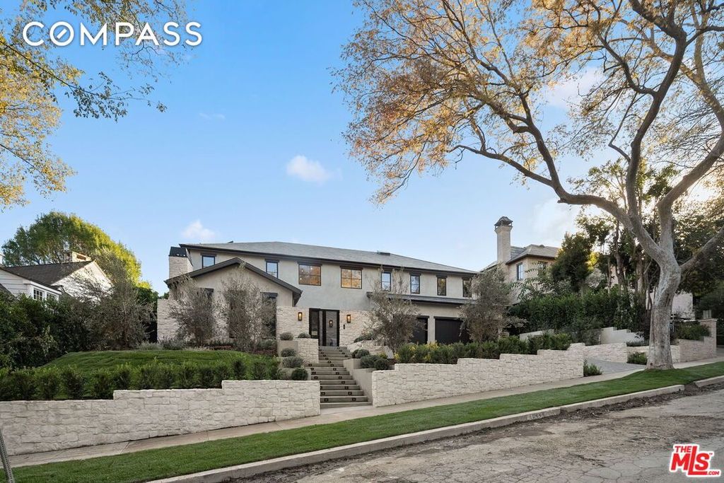 Property photo 3 of 74