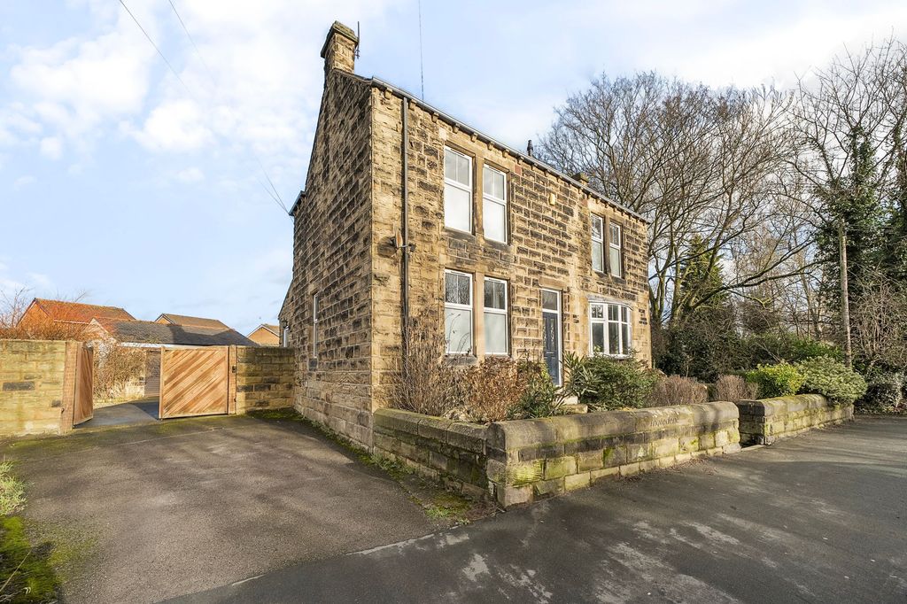 Property photo 1 of 25