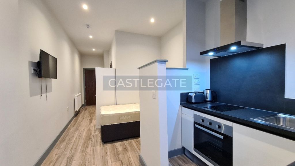 Property photo 1 of 12 Room 72, Renaissance Works, 105 New Street, Huddersfield, HD1 2At