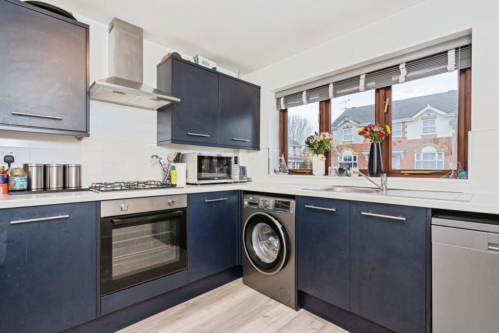 Property photo 2 of 15