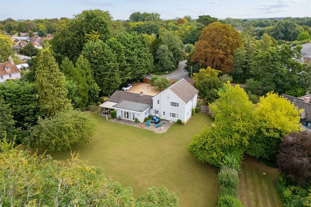 Property photo 1 of 24