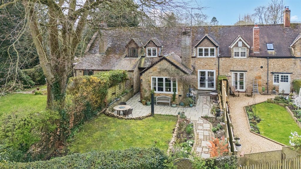 Property photo 1 of 22 1428939-1-69B94863161Fa.Jpg