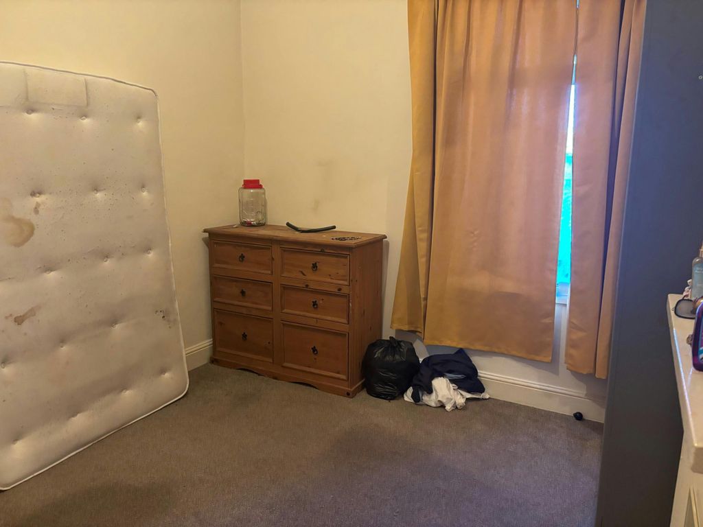 Property photo 3 of 7 2.Jpg