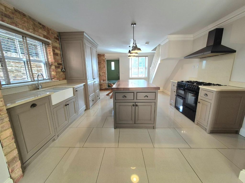 Property photo 2 of 9 20260325_125944.Jpg