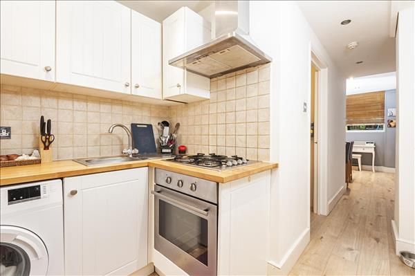 Property photo 3 of 10 Picture 3