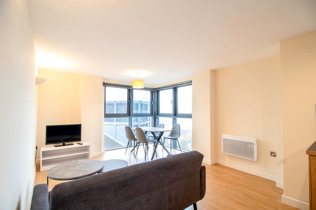 Property photo 1 of 11 Jpg