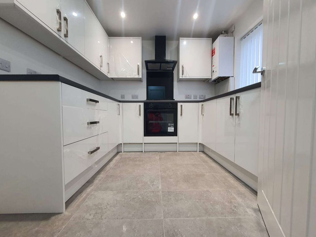 Property photo 2 of 22 Gallery