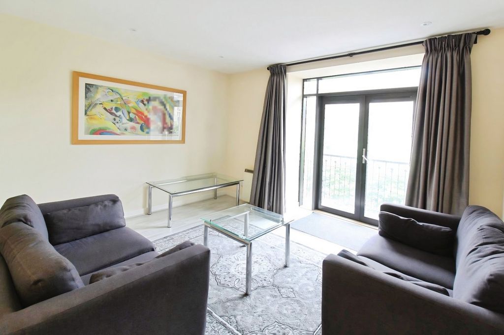 Property photo 3 of 13 Picture No. 27