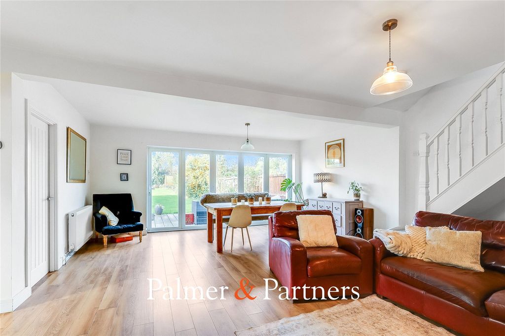 Property photo 3 of 25 Picture No. 33