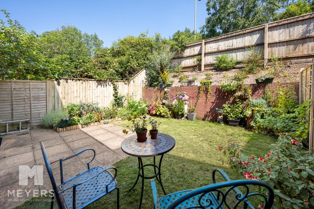 Property photo 3 of 23