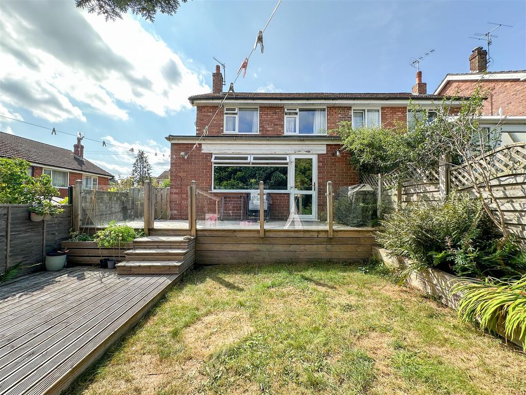 Property photo 2 of 14 Img_7935.Jpg