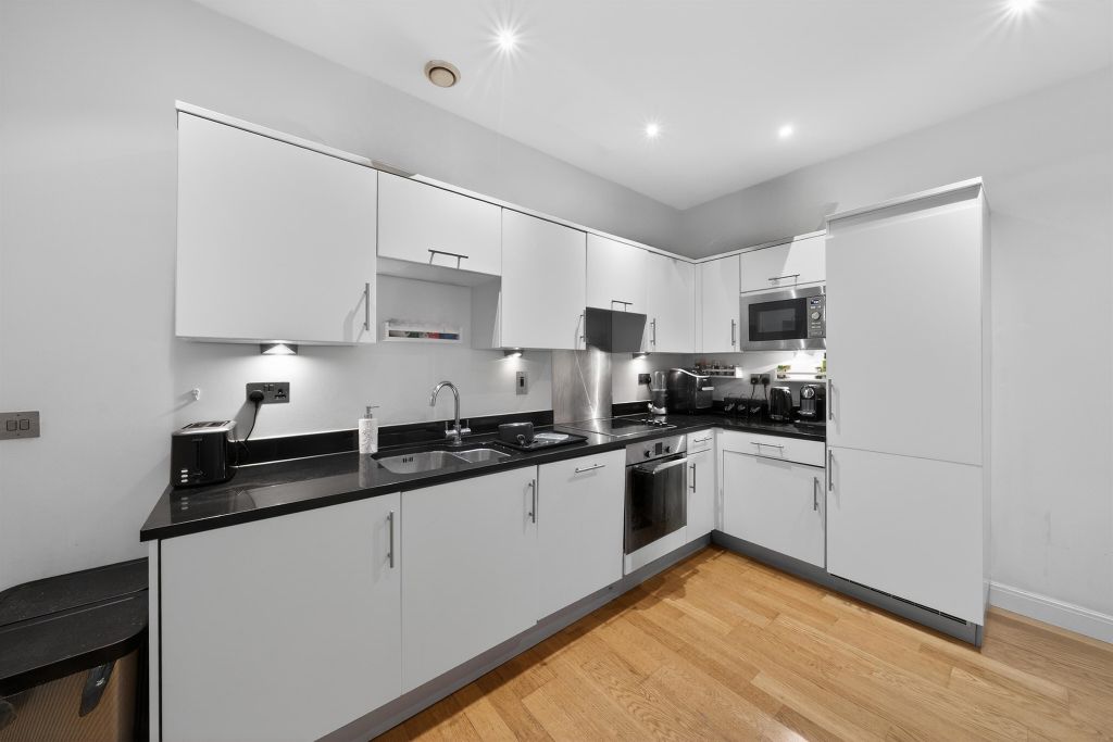 Property photo 3 of 9