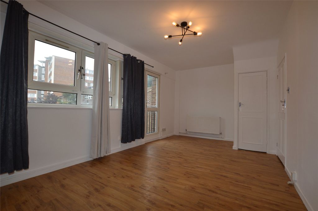 Property photo 2 of 12 Picture No. 36