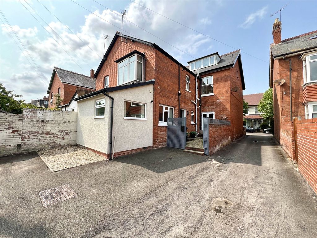 Property photo 1 of 10 Picture No. 01