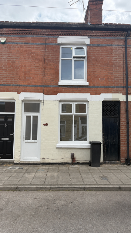 Property photo 2 of 29