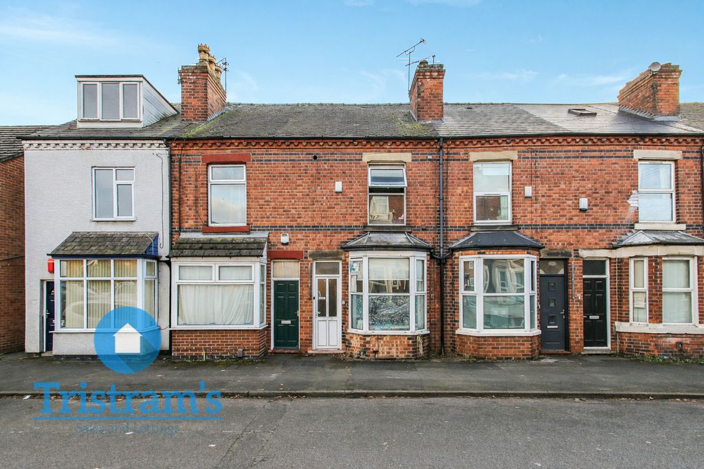 Property photo 1 of 15
