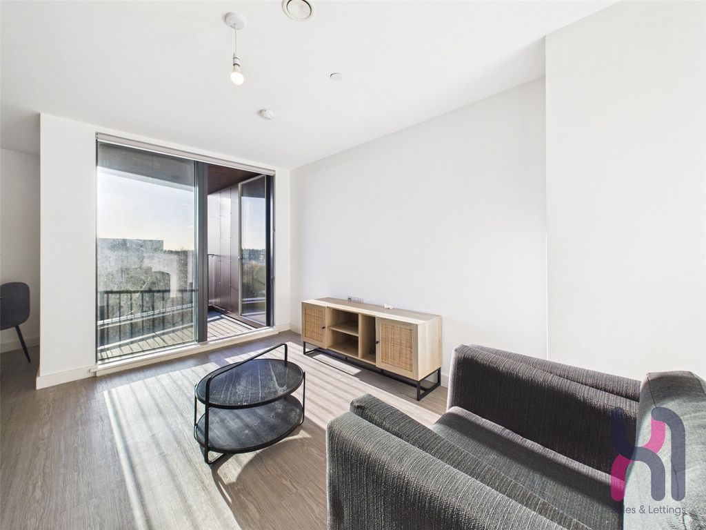 Property photo 3 of 23 Picture No. 37