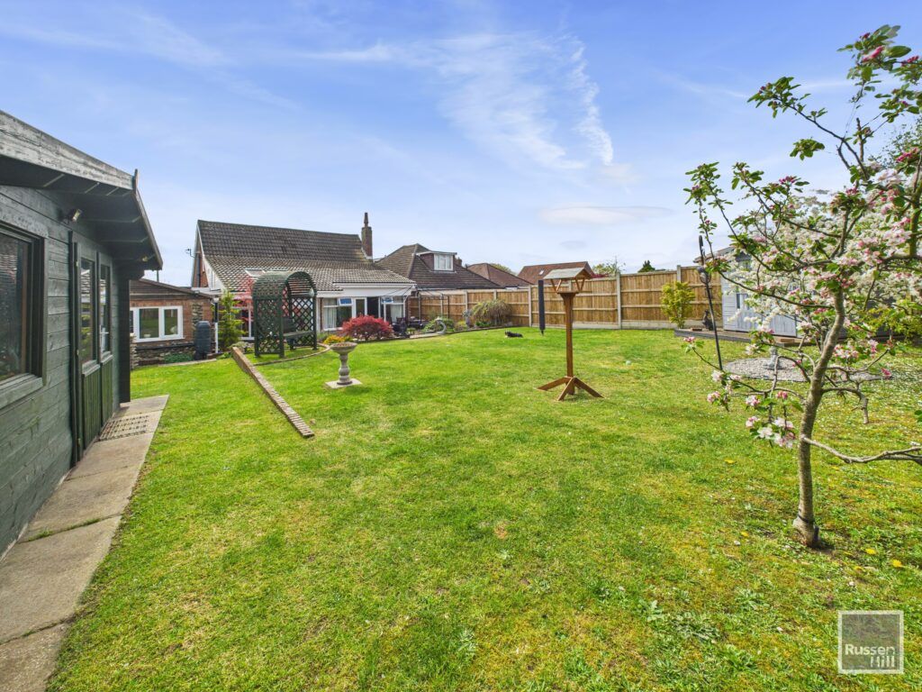 Property photo 1 of 28