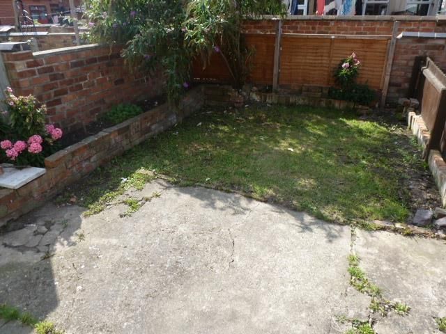 Property photo 3 of 9 Garden