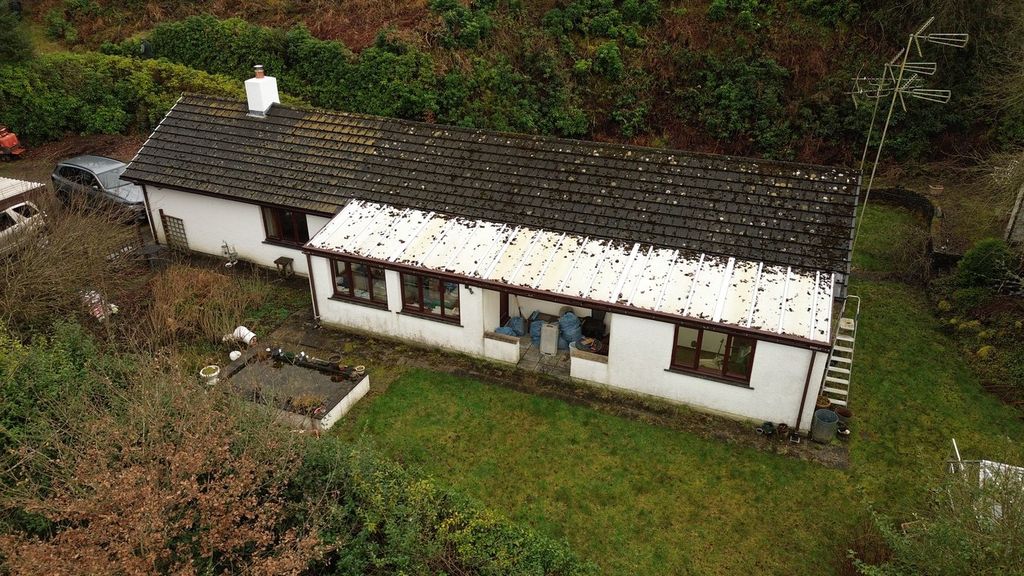 Property photo 2 of 24