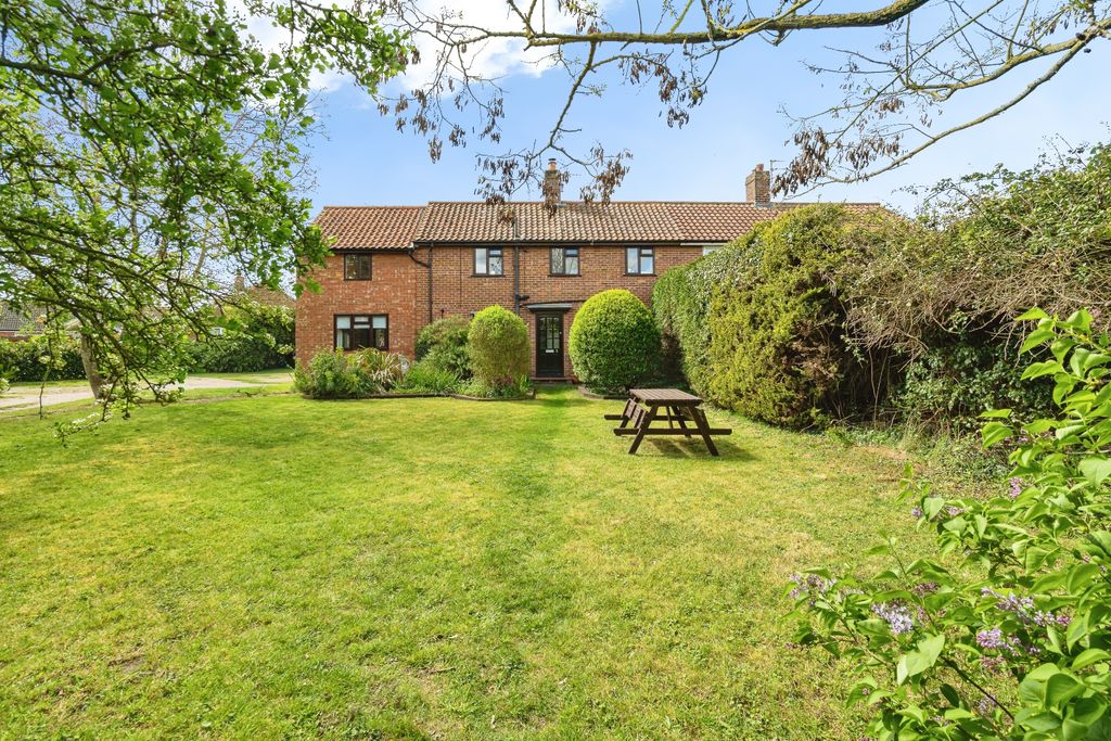 Property photo 1 of 27 Front