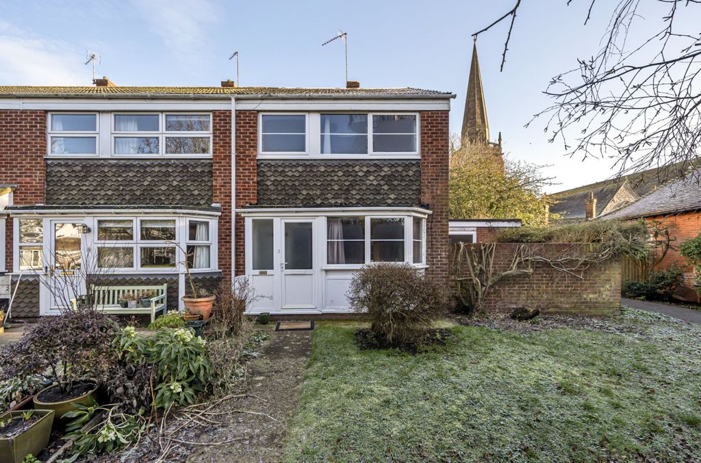 Property photo 1 of 9