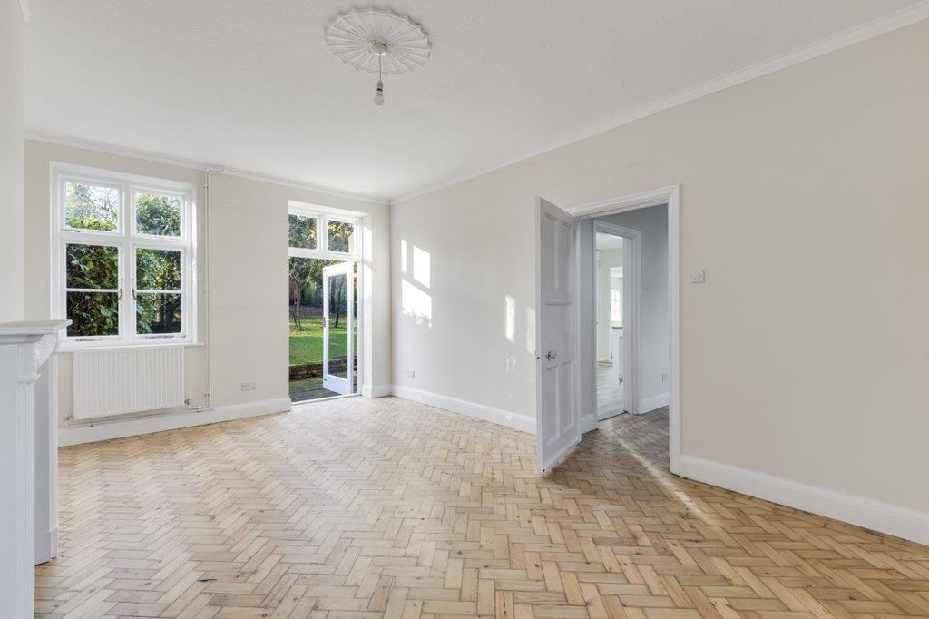 Property photo 3 of 30 Picture No. 22