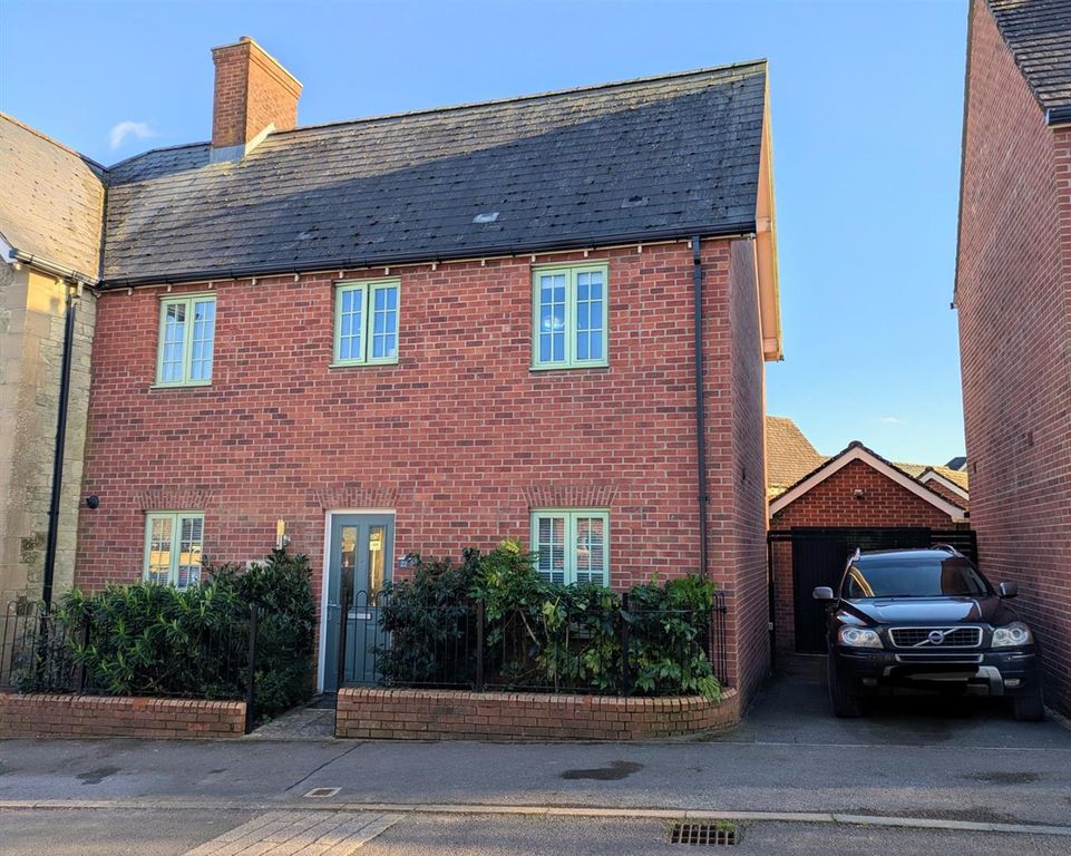 Property photo 1 of 14 Main.Jpg