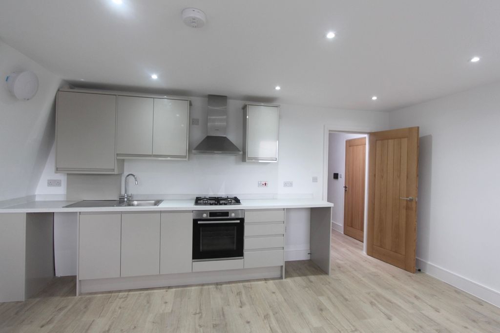 Property photo 2 of 6 Img_2676