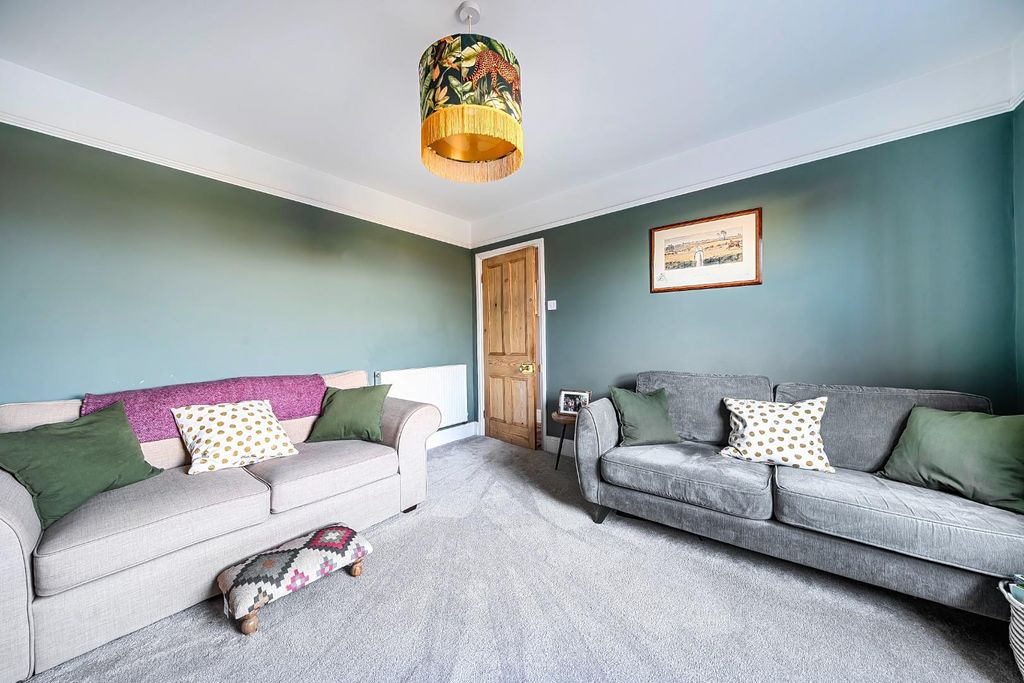 Property photo 3 of 20 1422240-2-69A95ee274477.Jpg