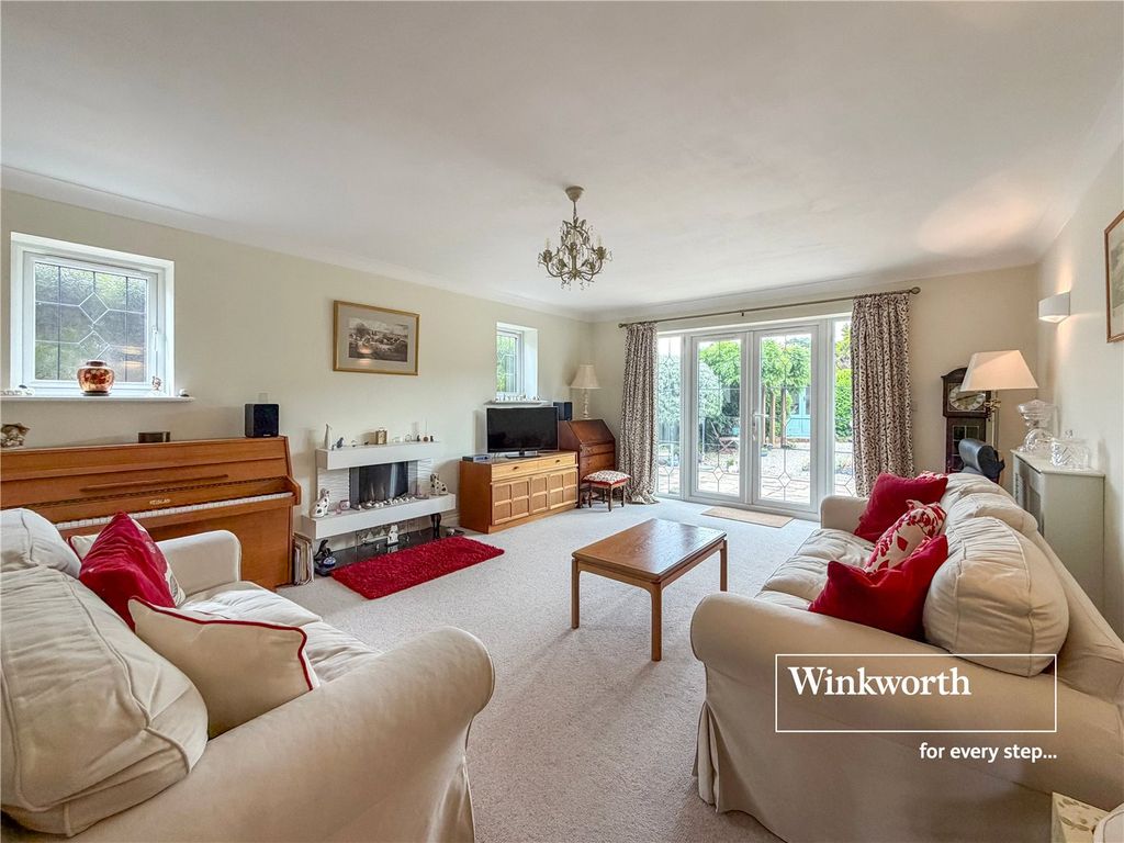Property photo 3 of 19 Picture No. 11