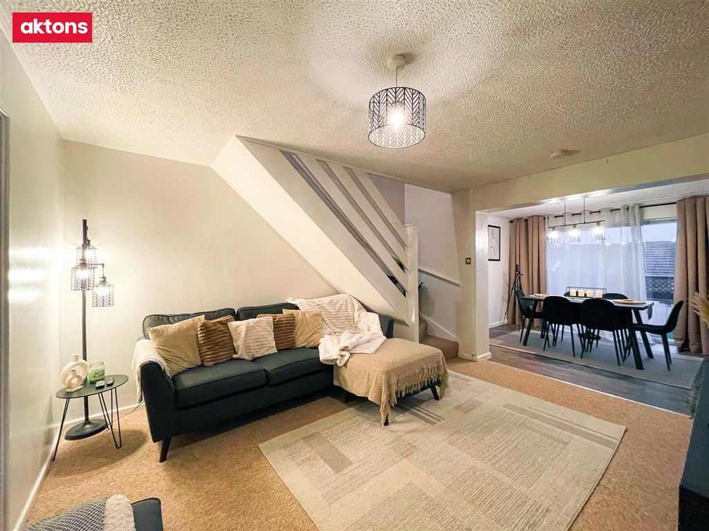 Property photo 3 of 15 Img_3286.Heic (1).Jpg