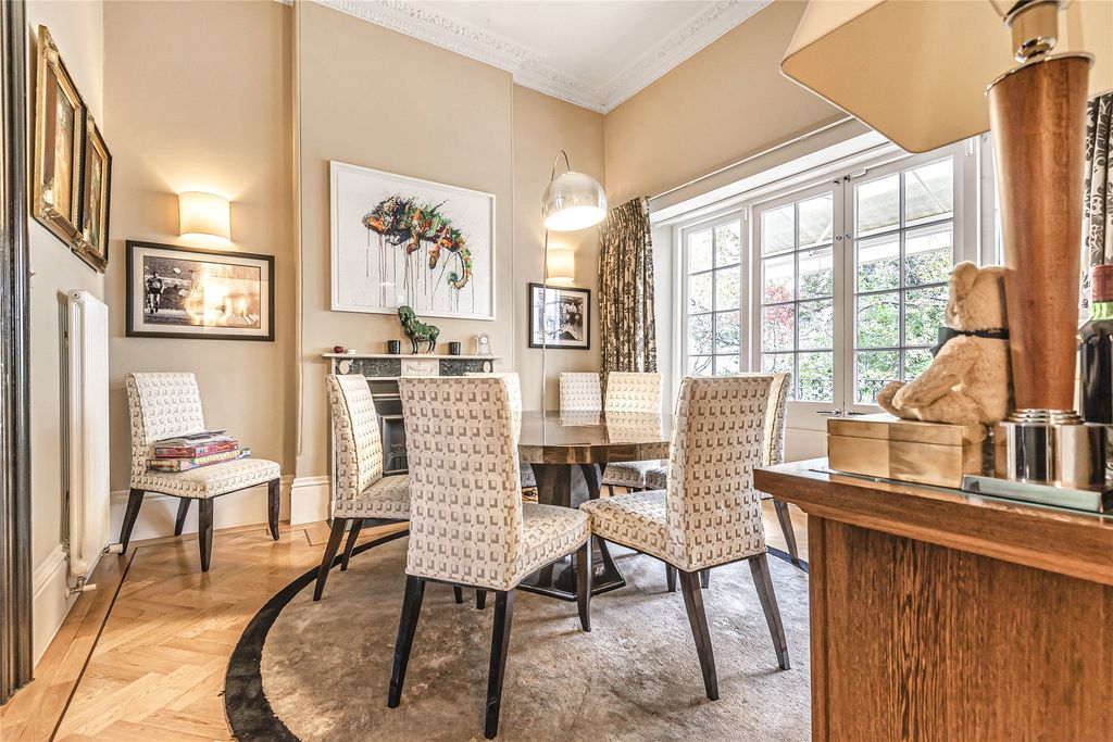 Property photo 2 of 16 Picture No. 14