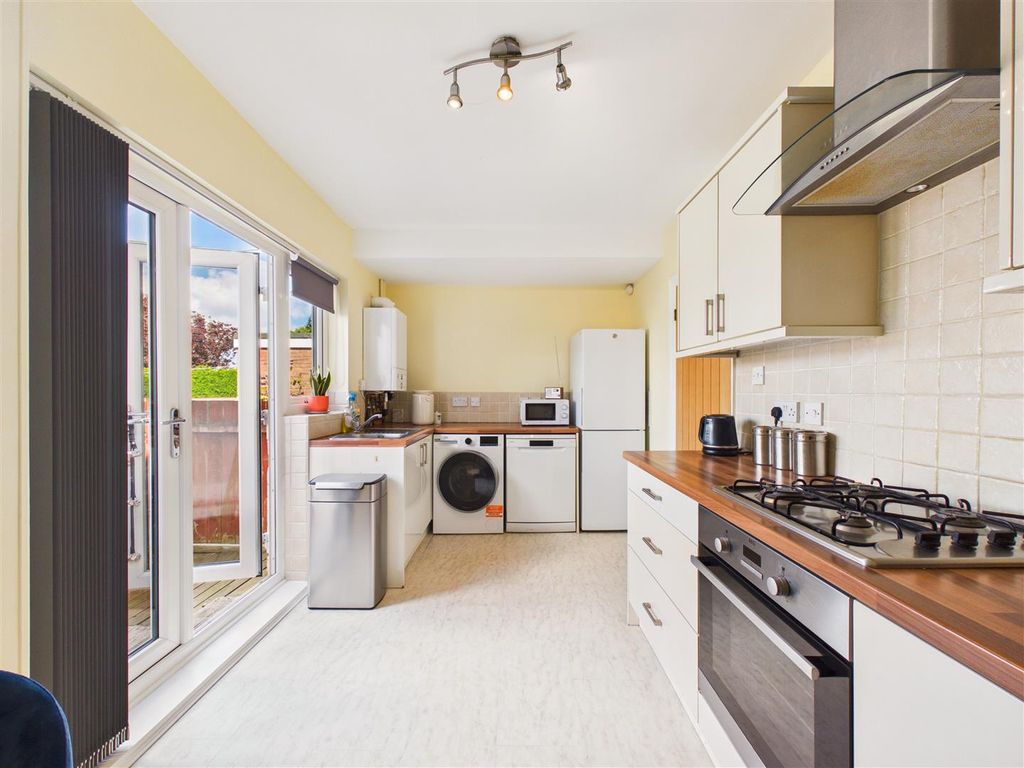 Property photo 3 of 9 Cam05193G0-Pr0169-Still009.Jpg