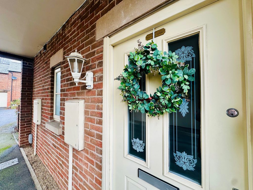 Property photo 2 of 22 Front