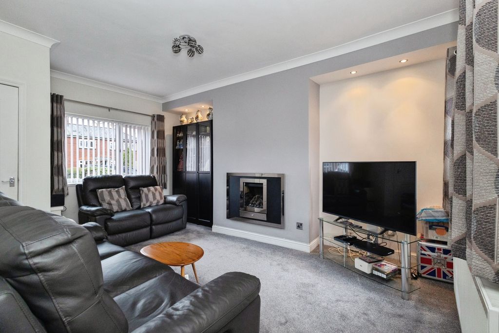 Property photo 2 of 21 Pbox-Img.Jpg