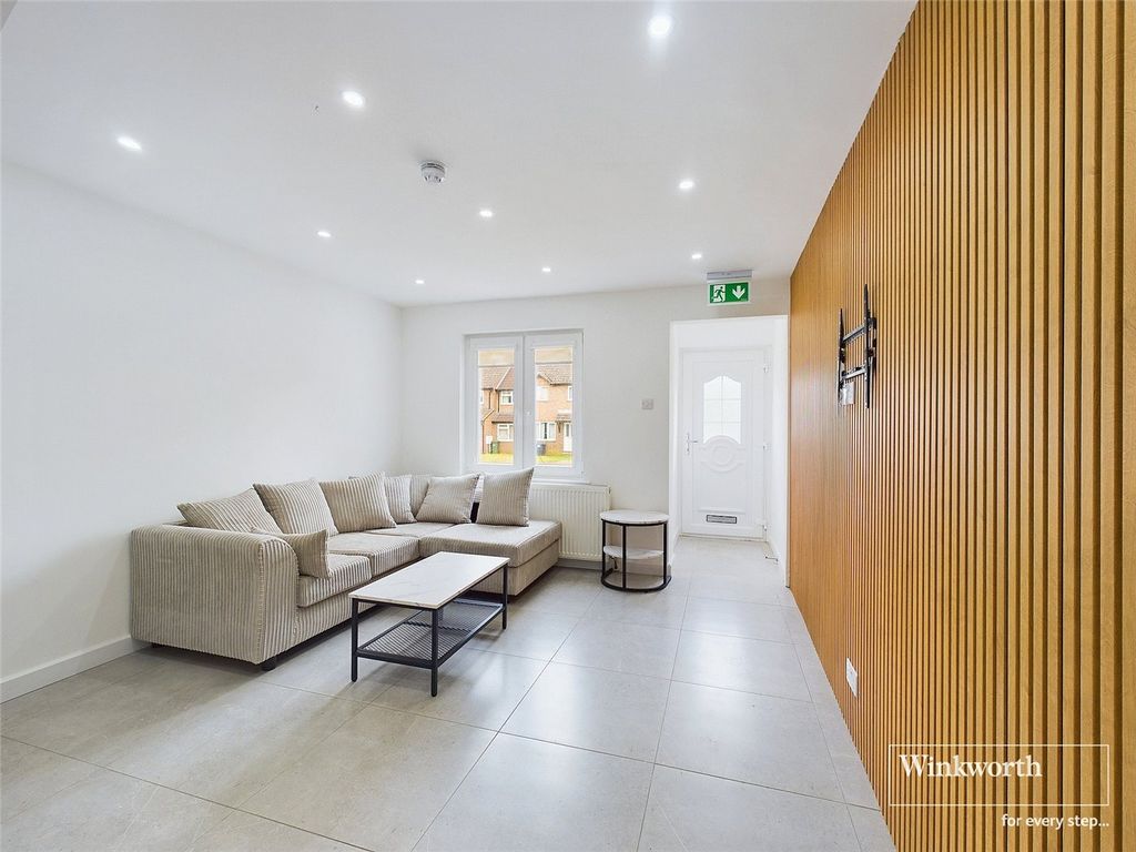 Property photo 1 of 18 Picture No. 29
