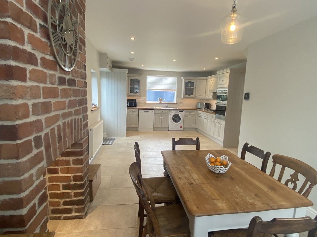 Property photo 3 of 18 Not Specified