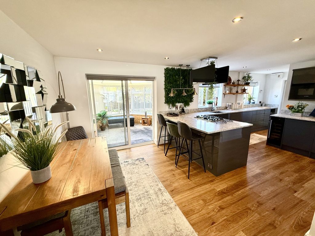 Property photo 2 of 18 Img_3019