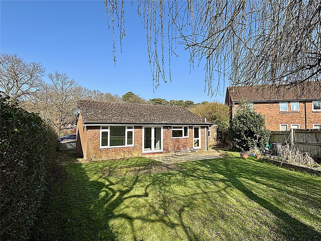 Property photo 2 of 10 Picture No. 24