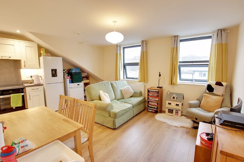 Property photo 2 of 5 Photo 2