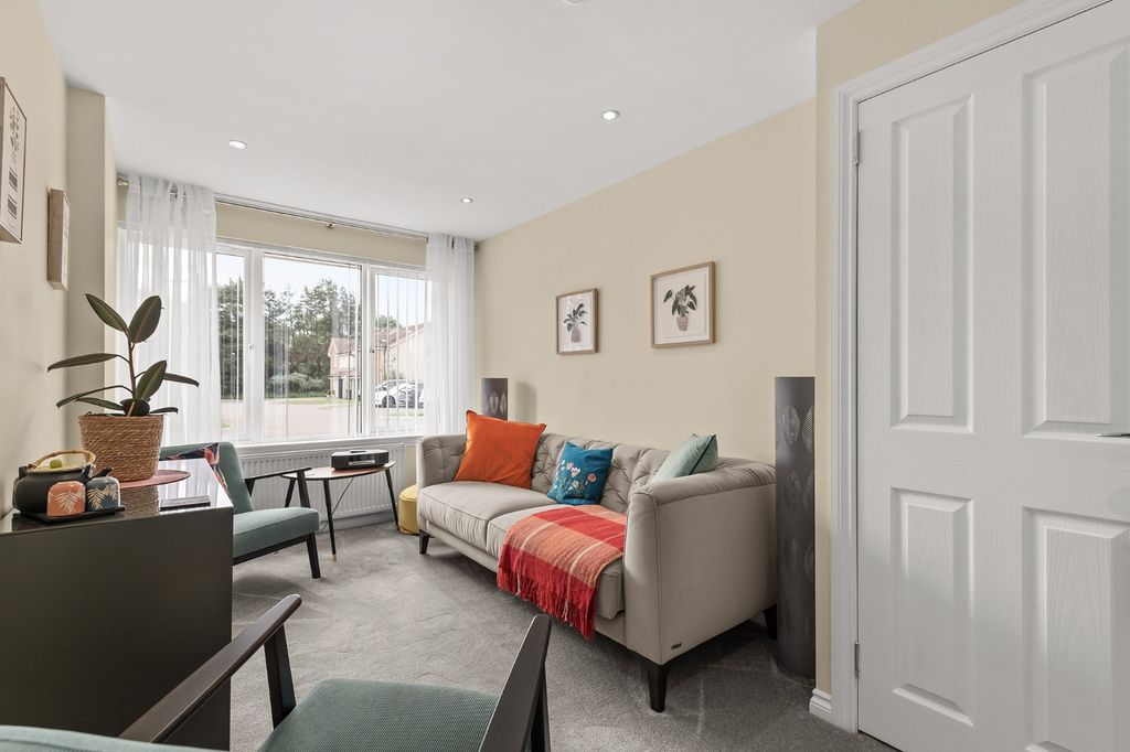 Property photo 3 of 37 5201946