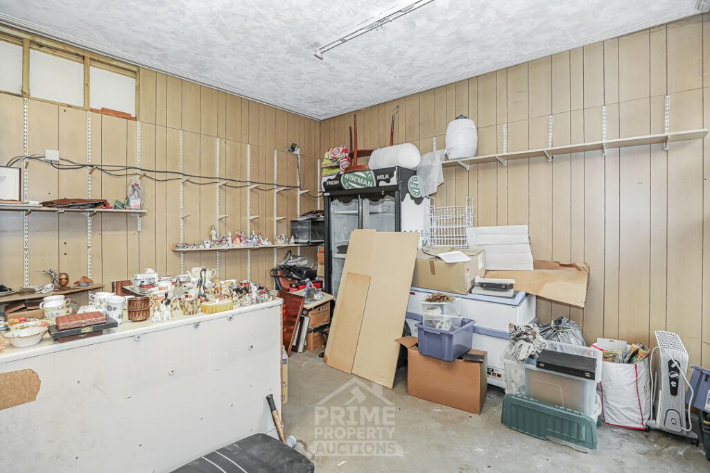 Property photo 3 of 31