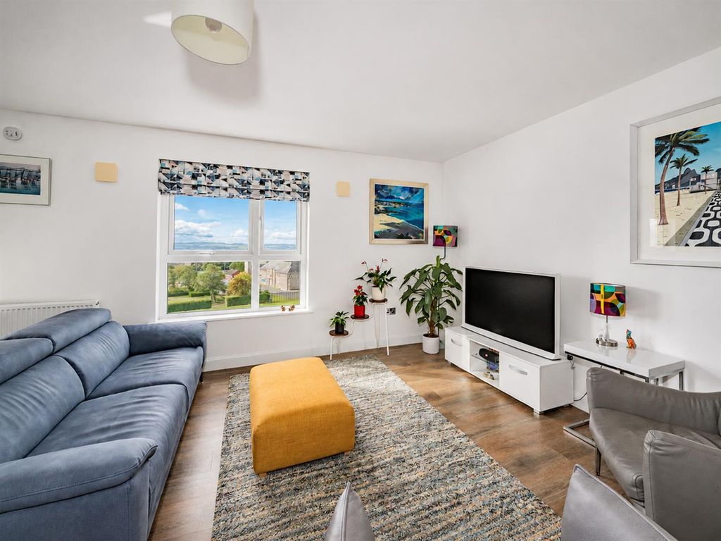 Property photo 3 of 18 Flat 19 101 Clepington Road Dundee-3.Jpg