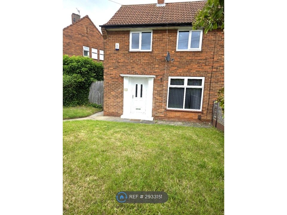Property photo 1 of 10 Front Garden